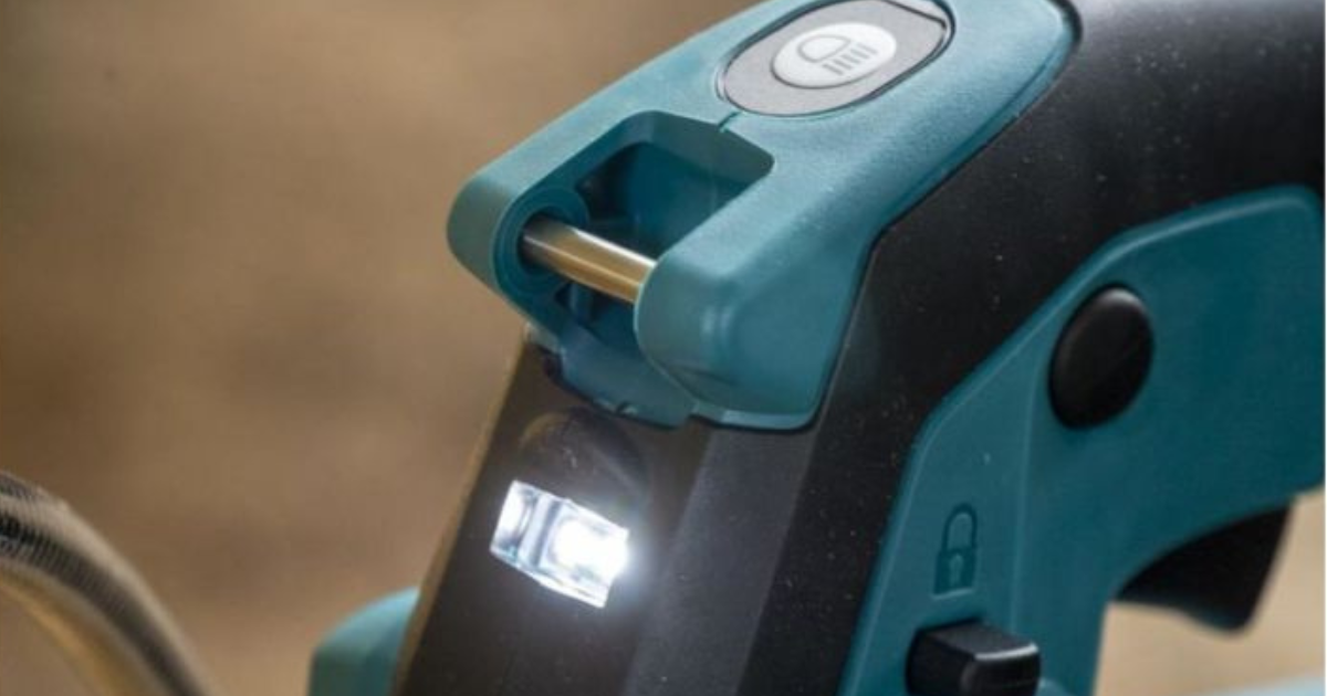 LED Lighting feature on Cordless Grease Guns