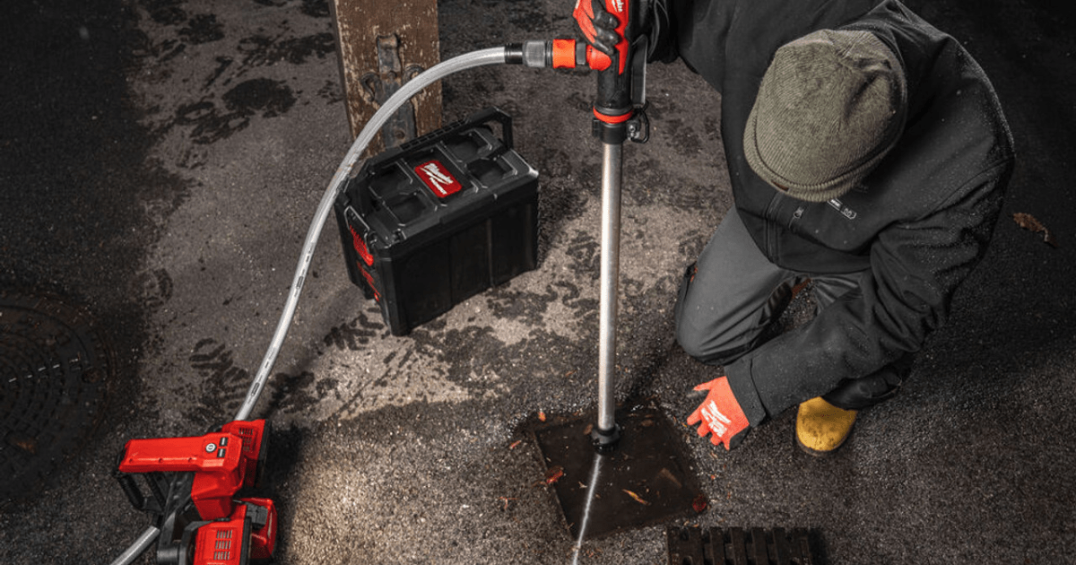 Milwaukee M12 Stick Transfer Pump (2579-20) – Open Box, Like New – Cordless 12V Submersible