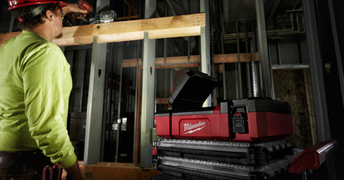 Milwaukee M12POAL-0 M12 Packout Area Light