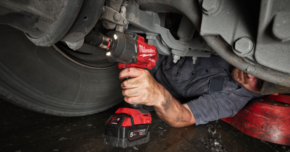 Milwaukee M18 High Torque Impact Wrench M18FHIW2F12 with LED lighting