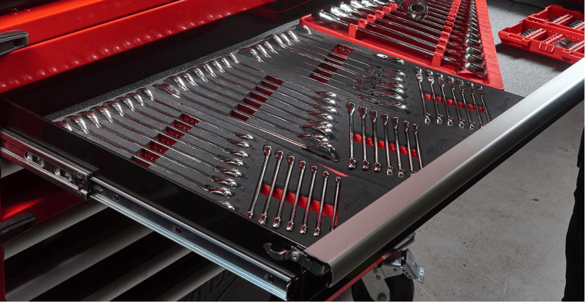 Milwaukee 10 Drawer Roll Cabinet 4932478853