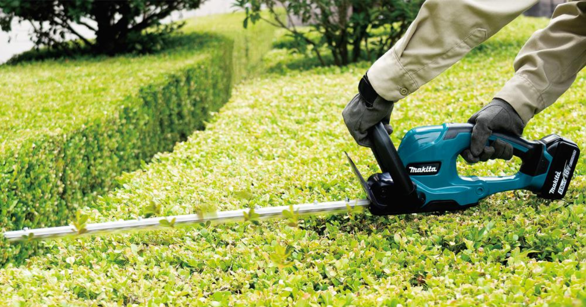 Makita DUH607Z 18v LXT 60cm Cordless Hedge Trimmer